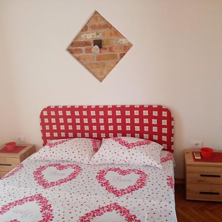 Apartmani Bosco Тиват Екстер'єр фото